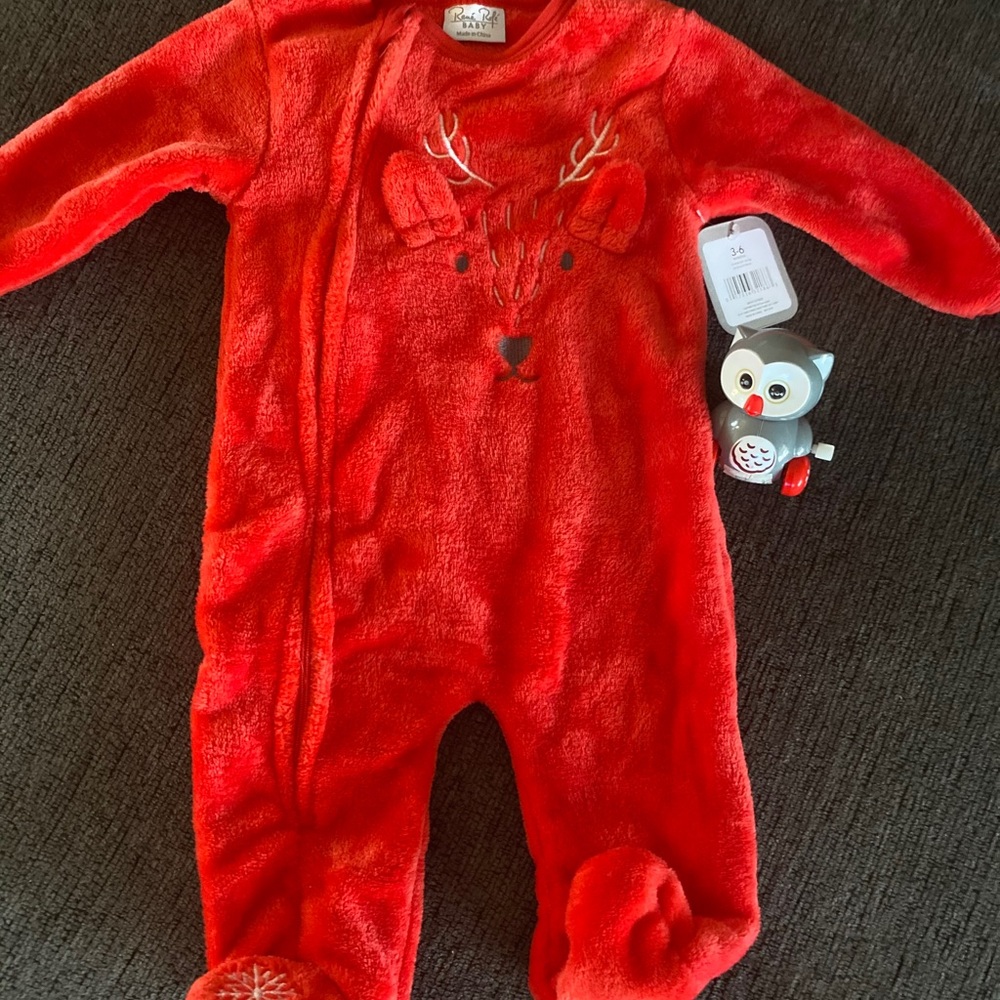 Baby Christmas Jammies 🎼🎄